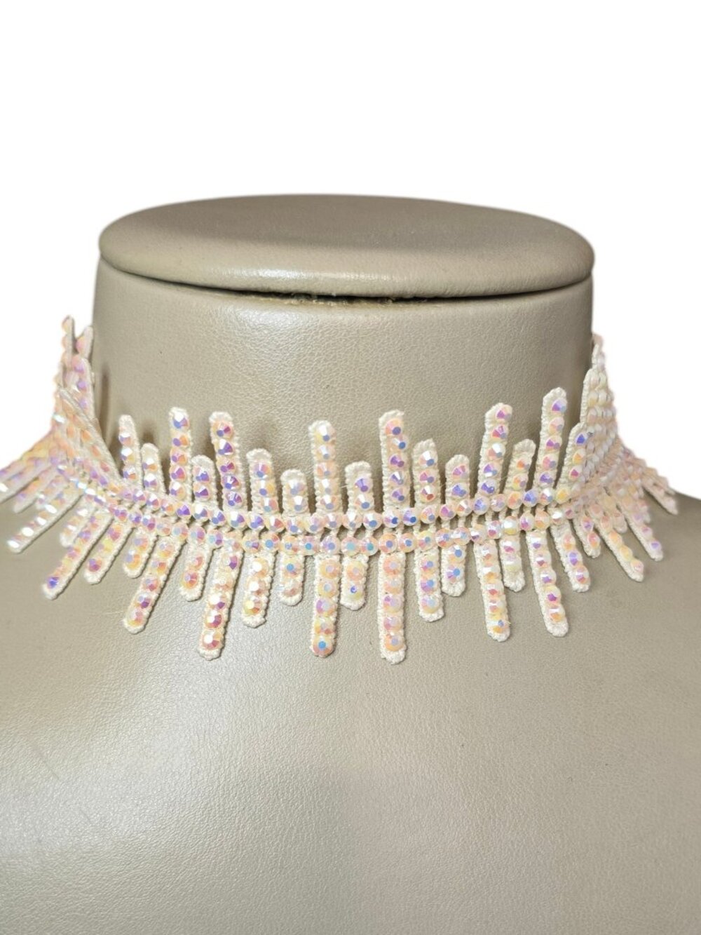 Amrita Singh Women's Ivory Blush Sparkly Lace Choker Necklace NWT